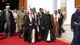 ملك البحرين: لا عِزَّ لهذه...