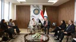 وزير البترول يبحث جهود شركة...