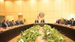وزير النقل: مشروع الصب السائل...