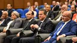 وزير الصحة يبحث مع منظمة...
