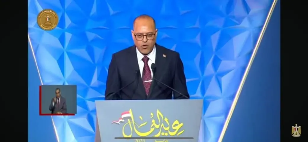 وزير العمل
