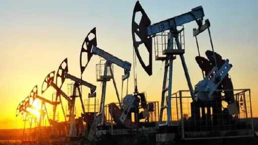 أسعار النفط تتراجع بعد إعلان...