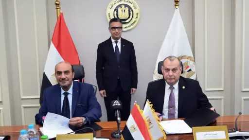 توقيع عقود شراكة مصرية سعودية...