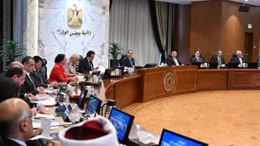 رئيس الوزراء: تطوير المنطقة الاقتصادية...