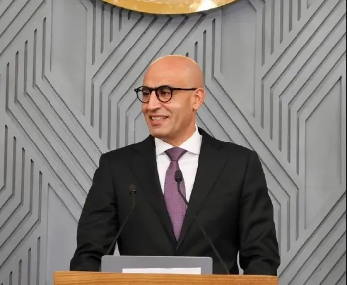 محمد عبد اللطيف وزير التعليم
