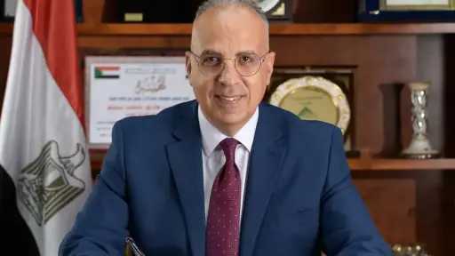 وزير الري يوجه بالإسراع فى...