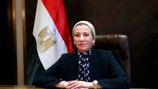 وزيرة البيئة توجه بتكثيف عمليات...