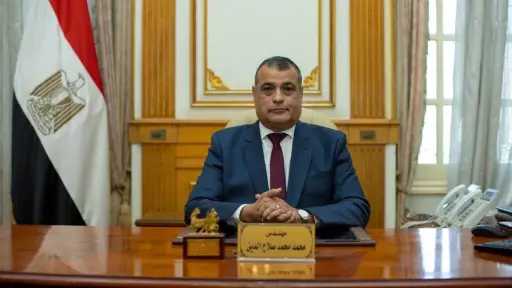 وزير الإنتاج الحربي يتفقد مصنع...
