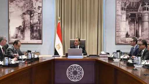 رئيس الوزراء يتابع تنفيذ برنامج...