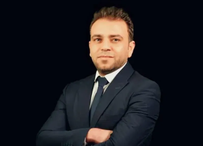 الكاتب الصحفي أحمد قنديل