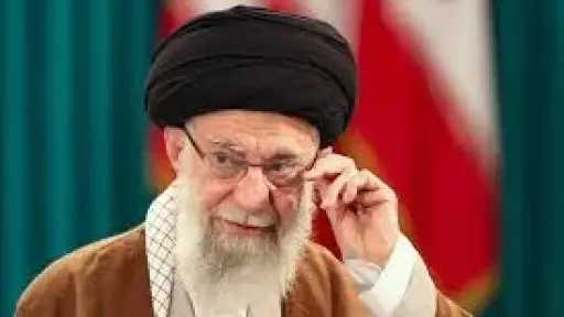 طهران تحذر واشنطن: احترام خامنئي...