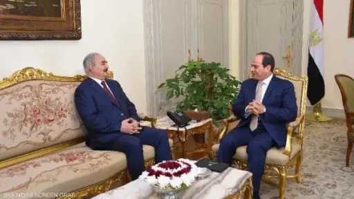 السيسي يستقبل المشير حفتر بمدينة...