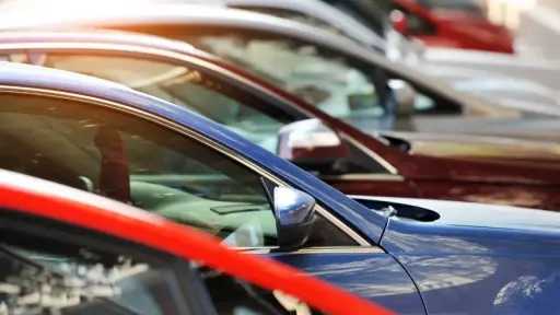 الأسعار تنهار والمبيعات تنتعش.. ماذا...