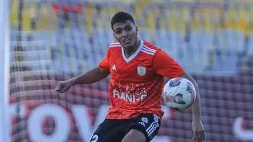 الأهلي يضم ياسين مرعي لمدة...