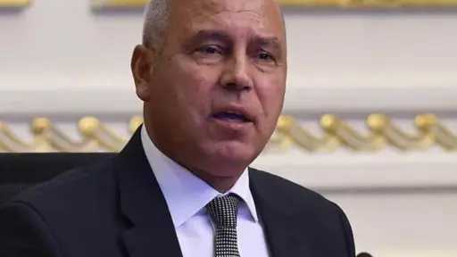 الصناعة توقع اتفاقية شراكة لتسويق...