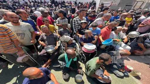 مصائد الموت.. أكبر مذبحة لمنتظري...