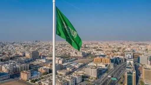 استطلاع رأي يتوقع نمو الاقتصاد...