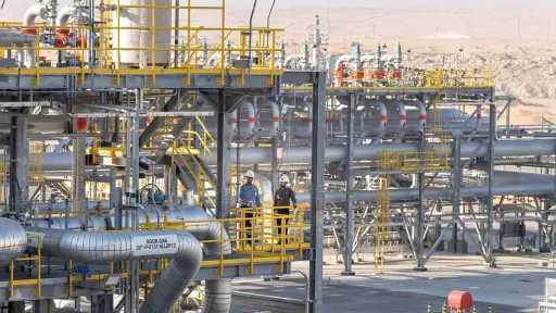 النفط يتراجع والغاز يتقدم.. ...