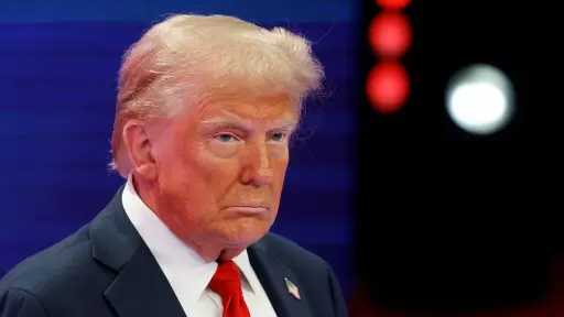 قرار ترامب بفرض رسوم جمركية...