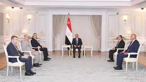 الرئيس السيسي يستقبل وزير الخارجية...