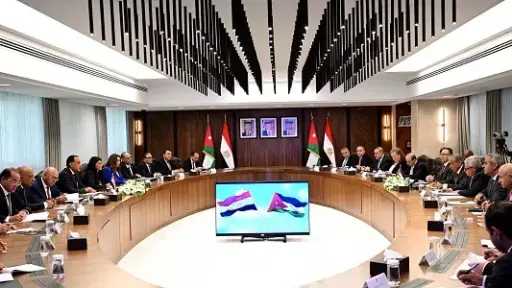 مصر والأردن تبحثان تعزيز التعاون...