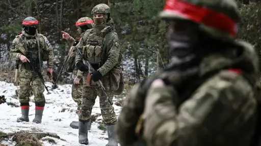 قبل قمة ألاسكا.. توغل روسي...