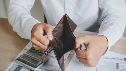 الإحصاء: 6 حالات إفلاس في...