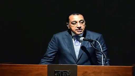 مدبولي: مصر تدعو اليابان لإنشاء...