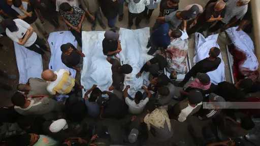 قصف دموي جديد على غزة:...