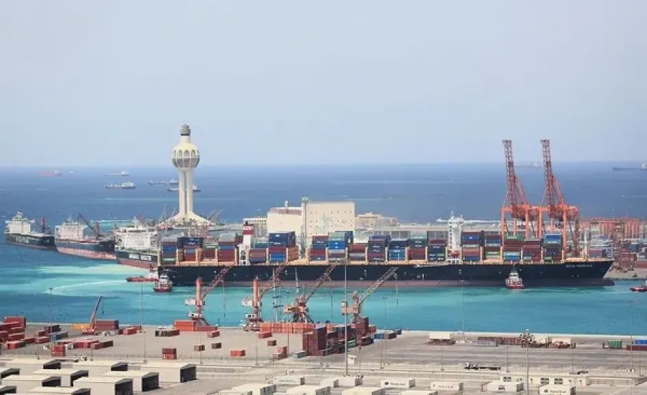 أرويا كروز السعودية في ميناء الحديدة