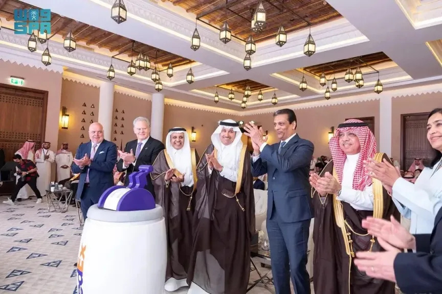 جانب من افتتاح فيديكس في السعودية