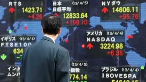 الأسهم الآسيوية ترتفع 0.7% مدفوعة...