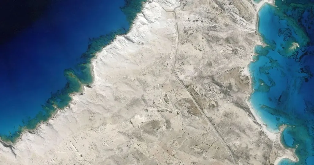 ساحل البحر الأحمر
