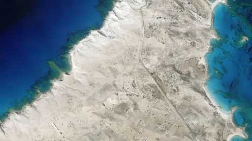 الاستثمار على ساحل البحر الأحمر...