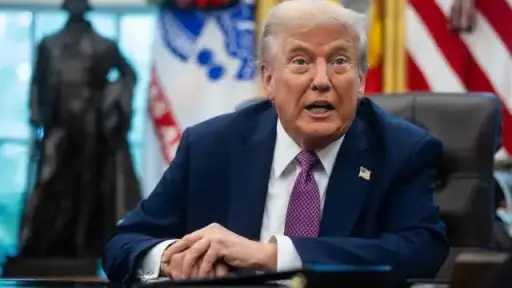 ترامب يعفي معادن استراتيجية من...