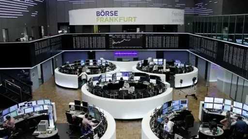 تباين أداء الأسهم الأوروبية مع...