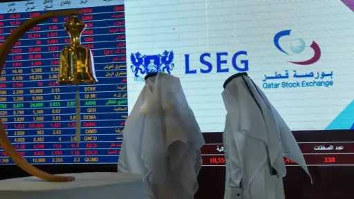 بورصة قطر تتراجع 0.5% مع...