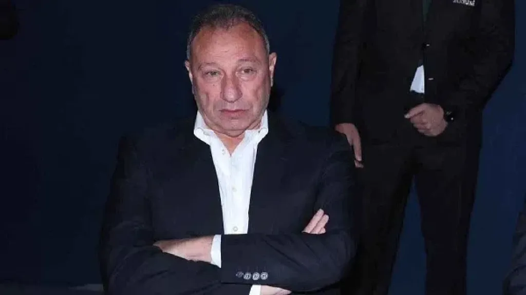 محمود الخطيب رئيس النادي الاهلي