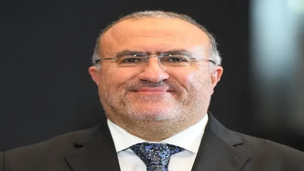 الدكتور أيمن أميري