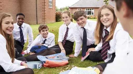 فضيحة رقمية.. اتهام شركة ميتا...