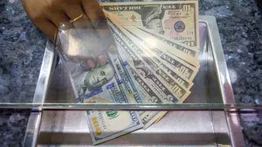 موجة إصدارات سندات في الشرق...