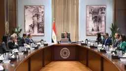«مدبولي»: نعمل على خفض الدين...