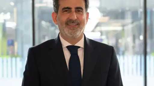 رأي بالعربي