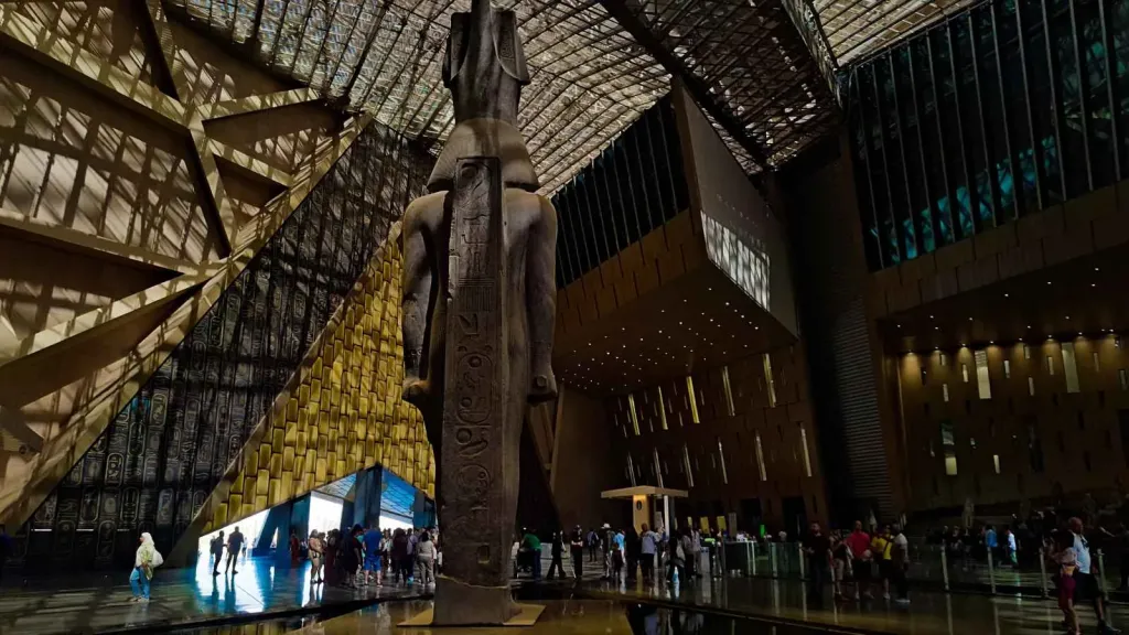 افتتاح المتحف المصري الكبير