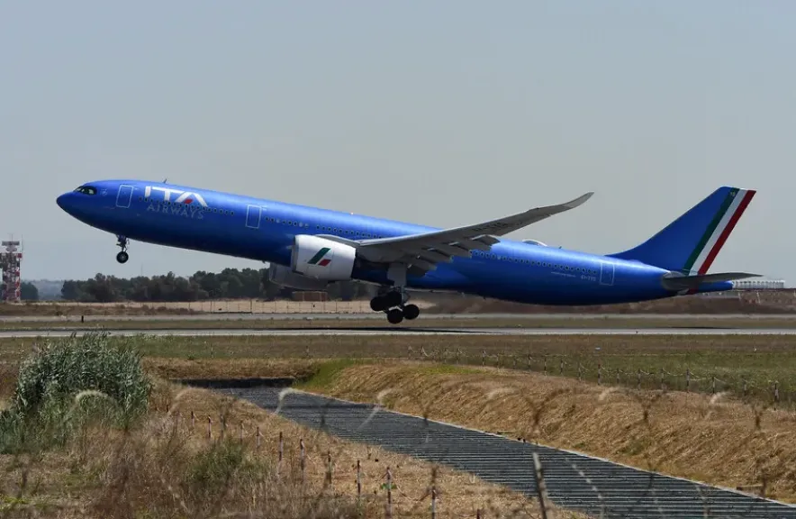 الرحلات الجوية إلى إسرائيل