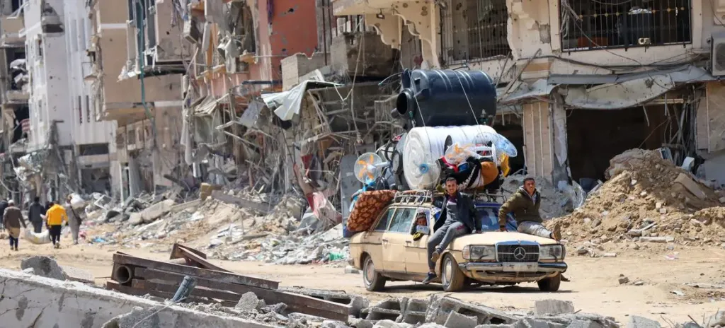 غزة تحت الأنقاض