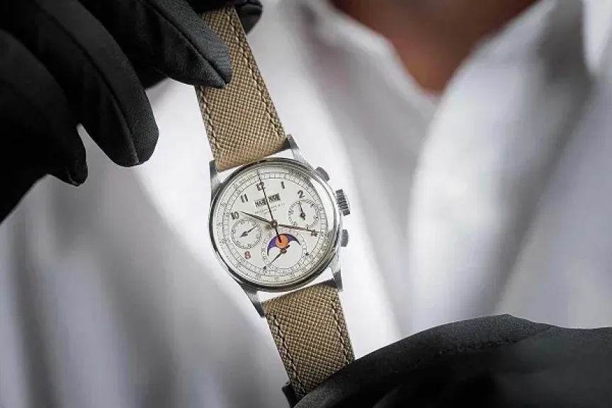 ساعة باتيك فيليب بيربتشوال كالندر