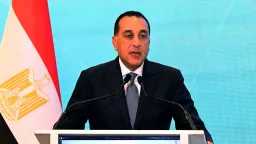 مدبولي يشعل فتيل سباق الذهب.....