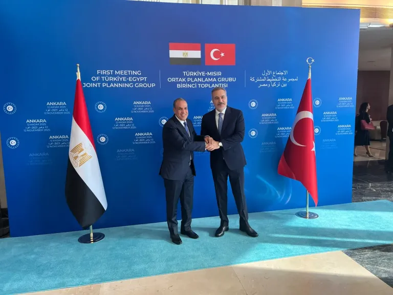 وزير الخارجية ونظيره التركي