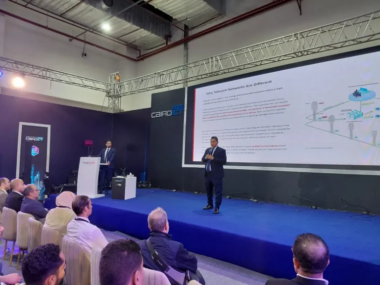 جانب من الجلسة